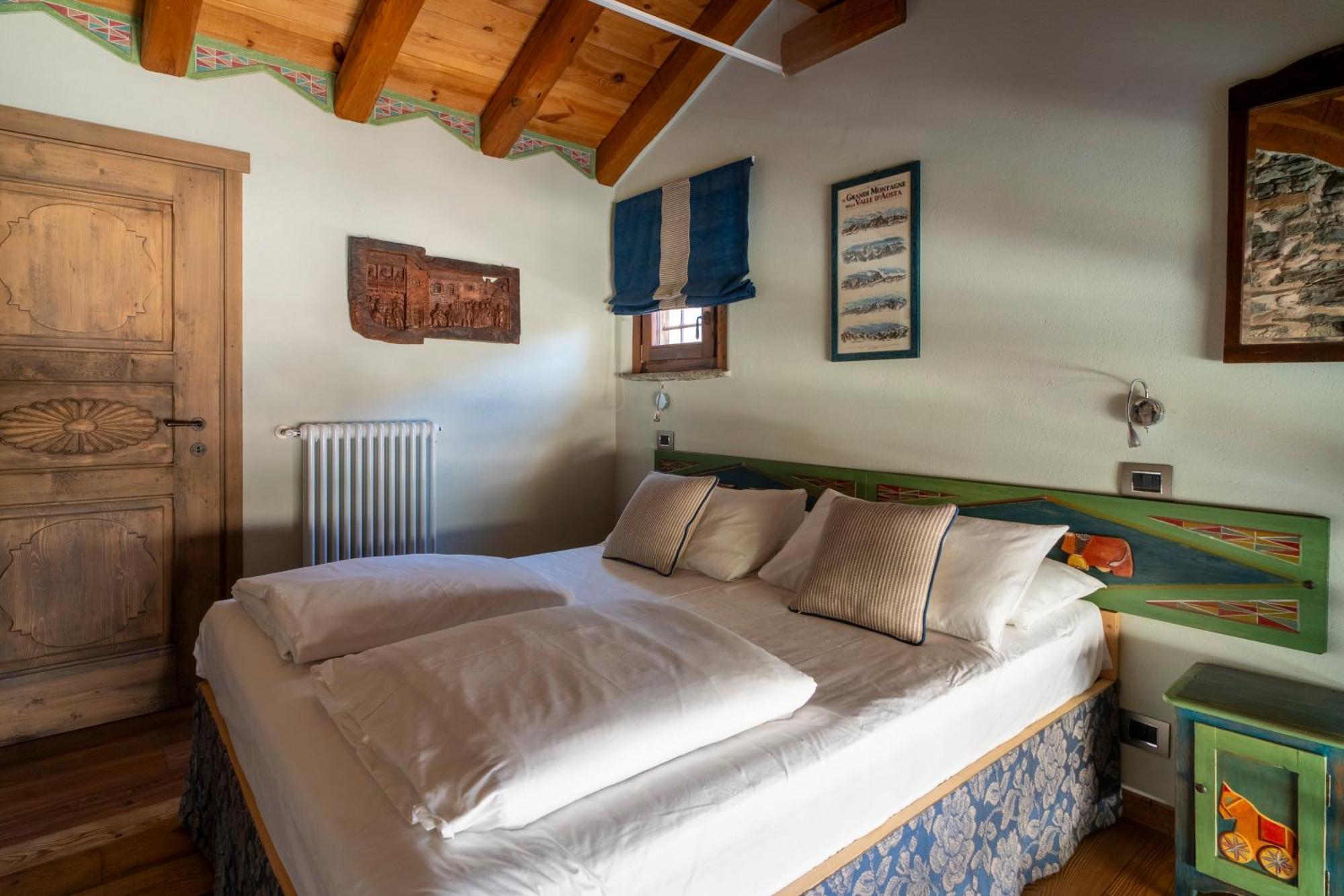 Au Coeur Du Village Chambres D'Hotes & Spa Arnad Exterior photo